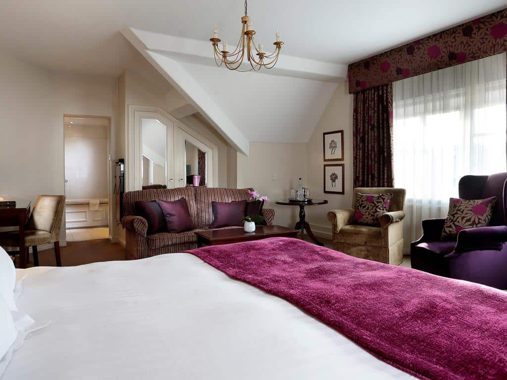 macdonald new blossoms hotel bedroom